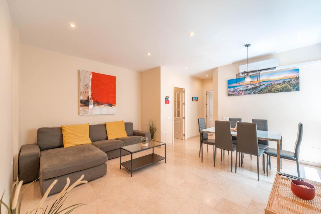 Gran Apartamento De 3 Habitaciones Junto A La Catedral Málaga Exterior foto