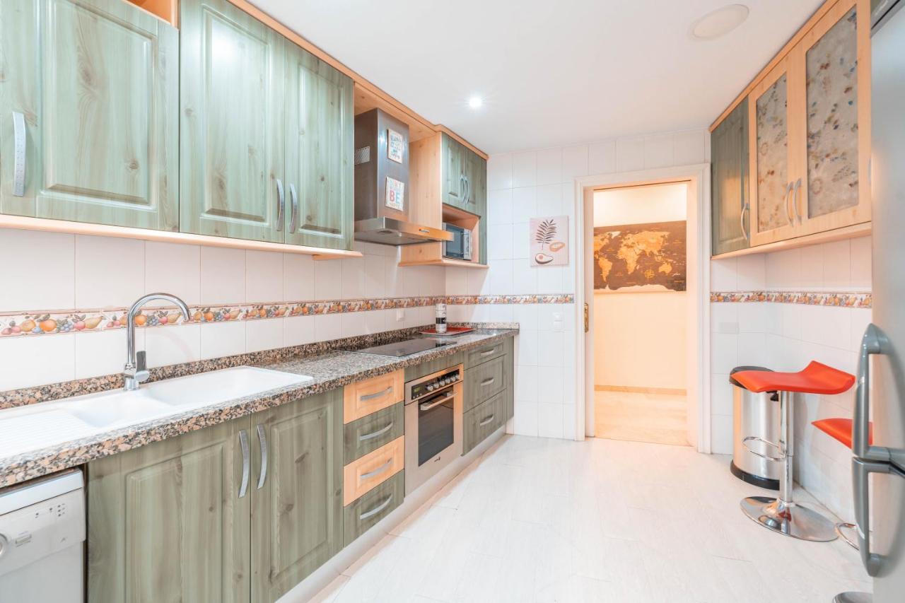 Gran Apartamento De 3 Habitaciones Junto A La Catedral Málaga Exterior foto