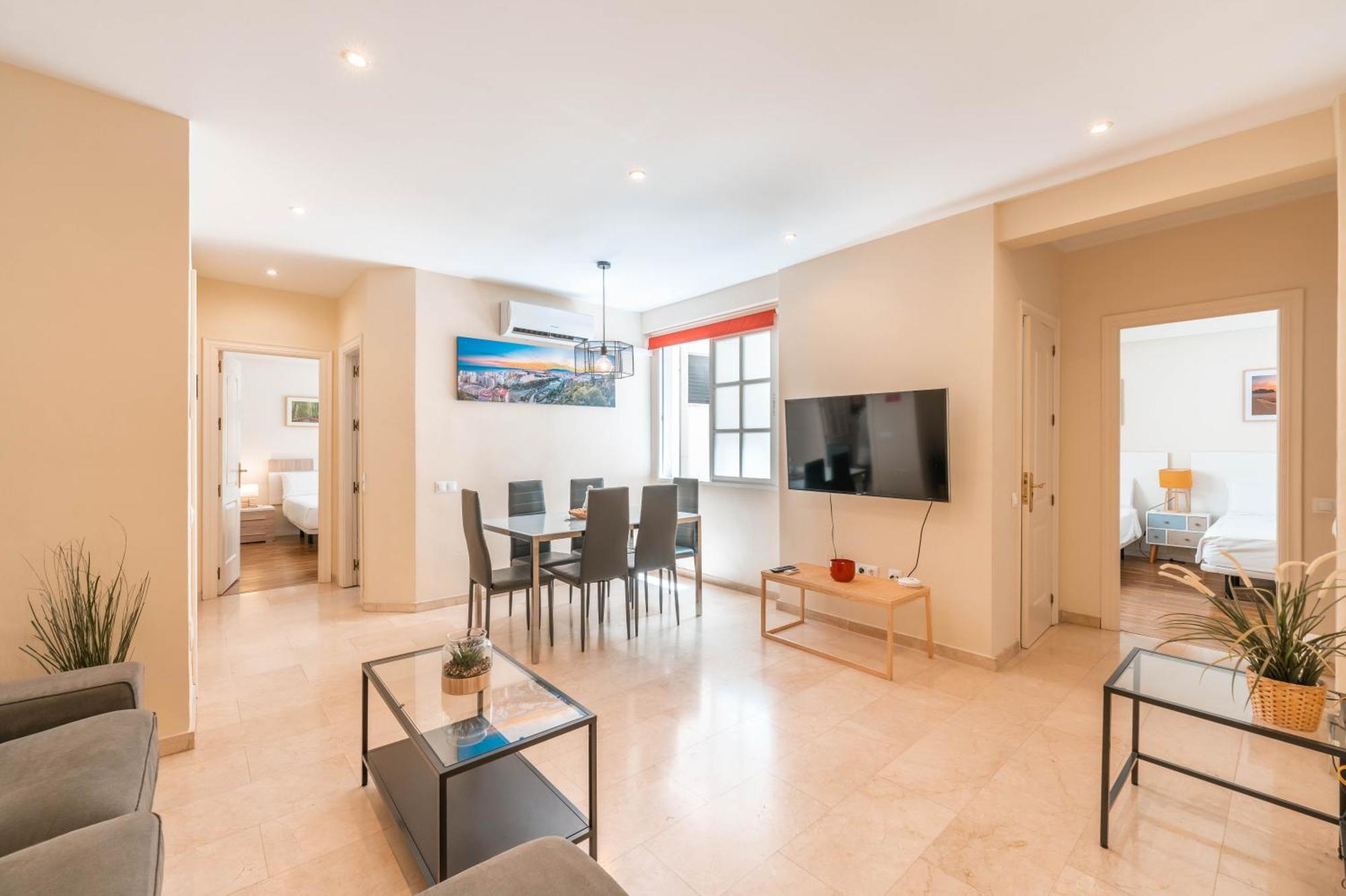 Gran Apartamento De 3 Habitaciones Junto A La Catedral Málaga Exterior foto