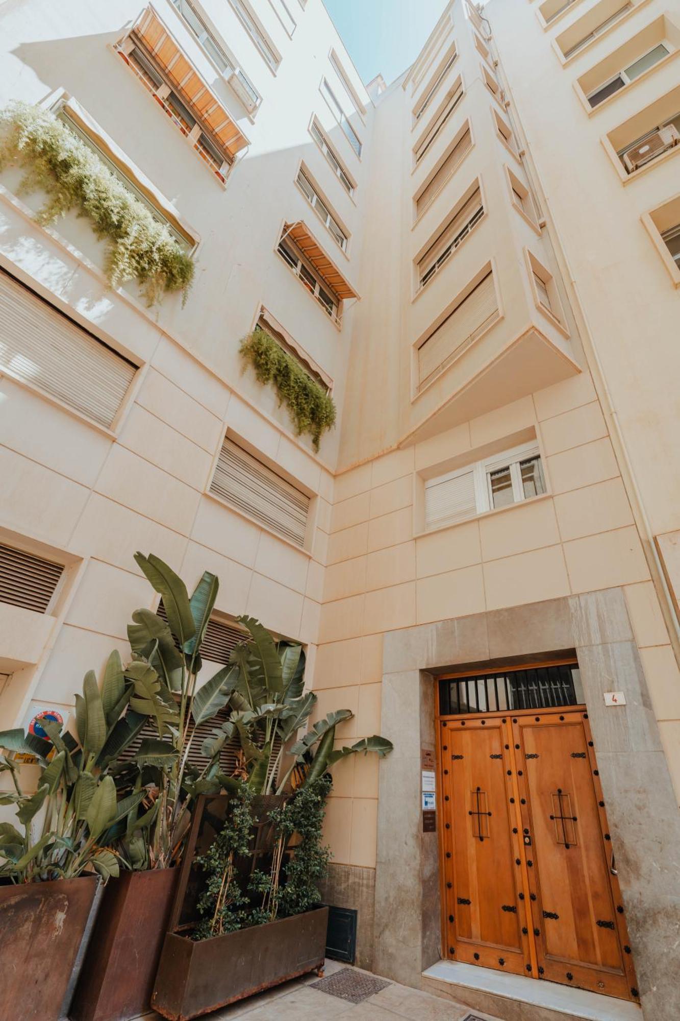 Gran Apartamento De 3 Habitaciones Junto A La Catedral Málaga Exterior foto